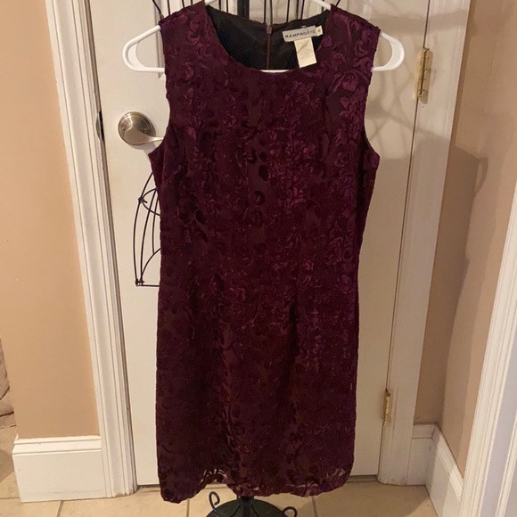 Rampage Dresses & Skirts - NWOT Rampage Burgundy Dress Size 5 Lined Shell 54% Rayon 46% Polyester Adorable